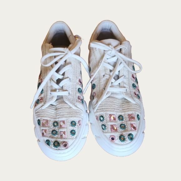 Free People Women Catch Me If You Can Crochet Mirror Fashion Sneakers EU 39 EUC - Picture 3 of 8